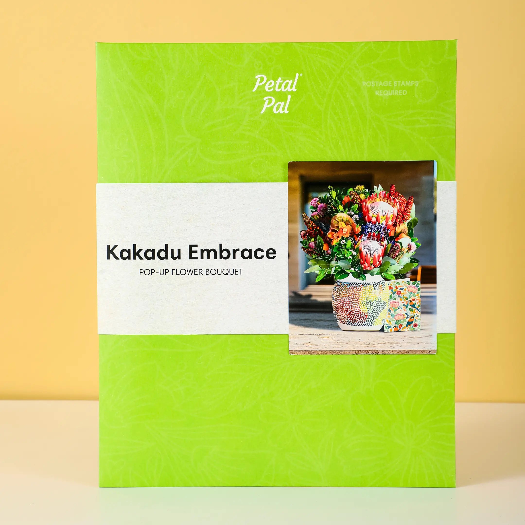 Kakadu-Embrace-PetalPal