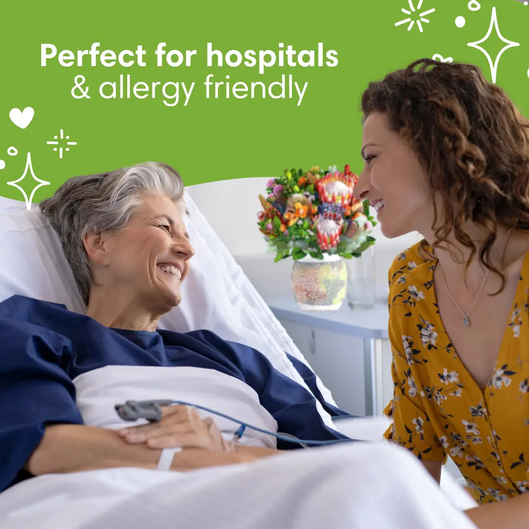 Kakadu Embrace PetalPal